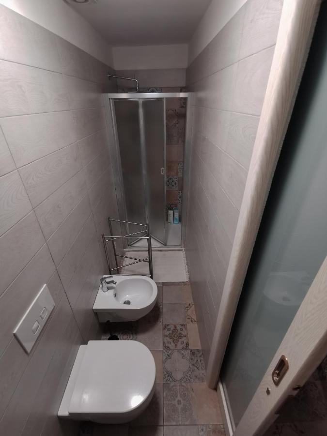 Whiteflower Apartments Bari Buitenkant foto