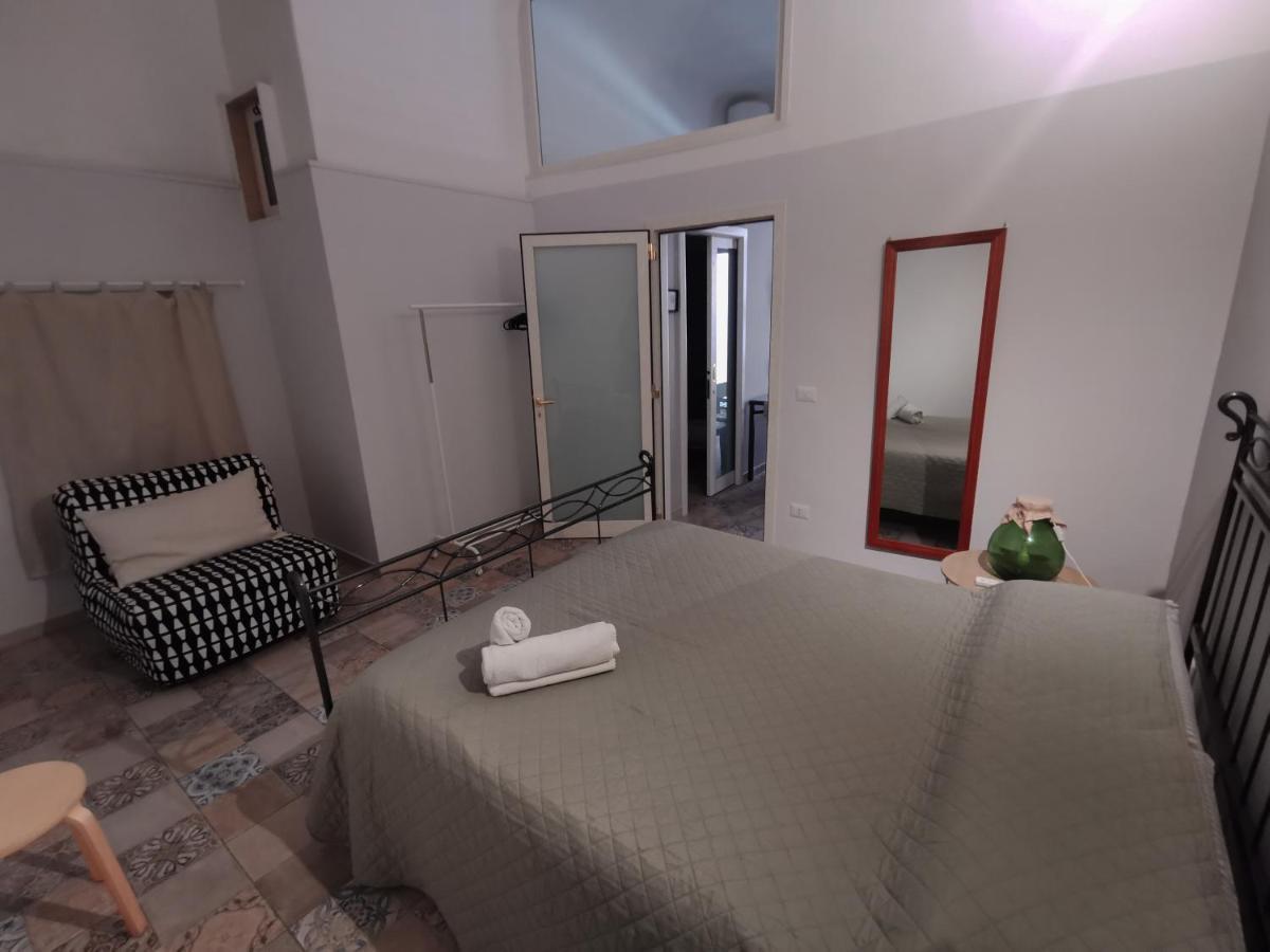 Whiteflower Apartments Bari Buitenkant foto