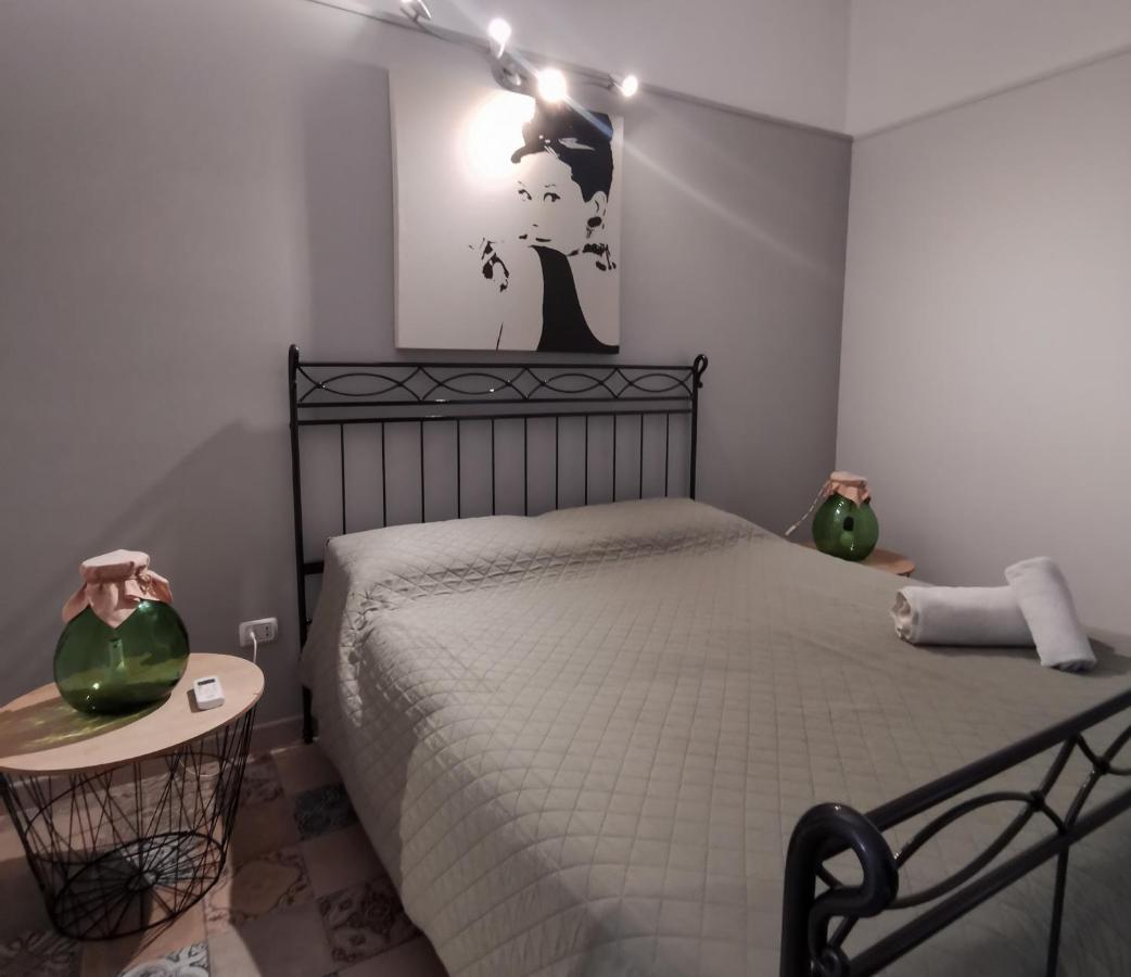 Whiteflower Apartments Bari Buitenkant foto