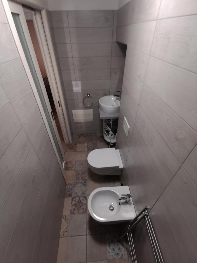 Whiteflower Apartments Bari Buitenkant foto