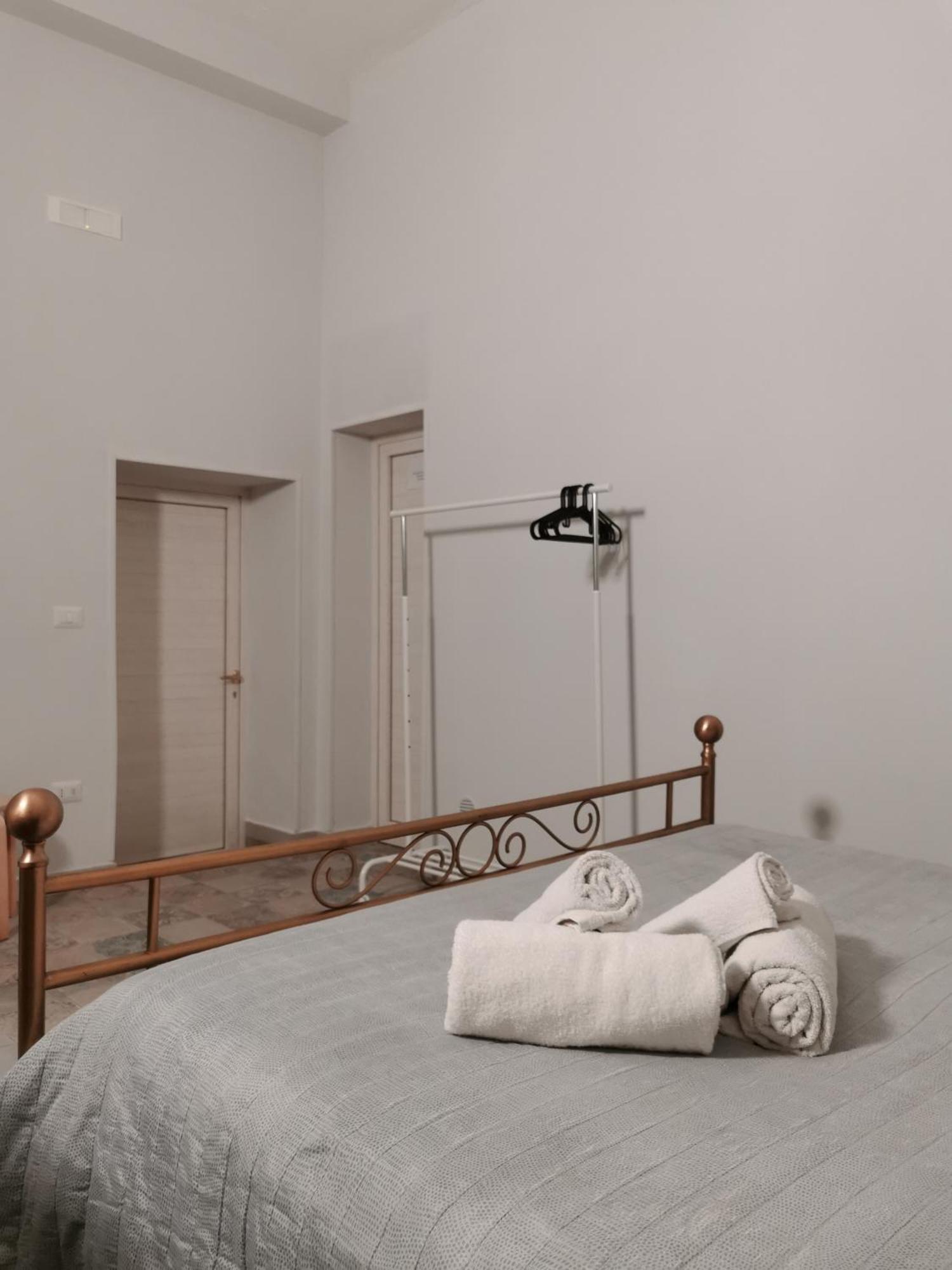 Whiteflower Apartments Bari Kamer foto